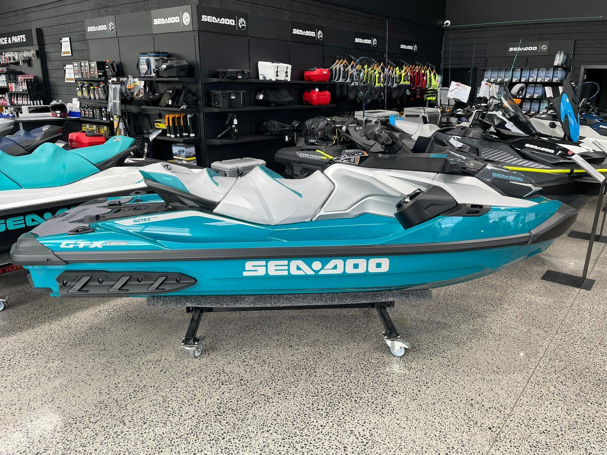 145817428