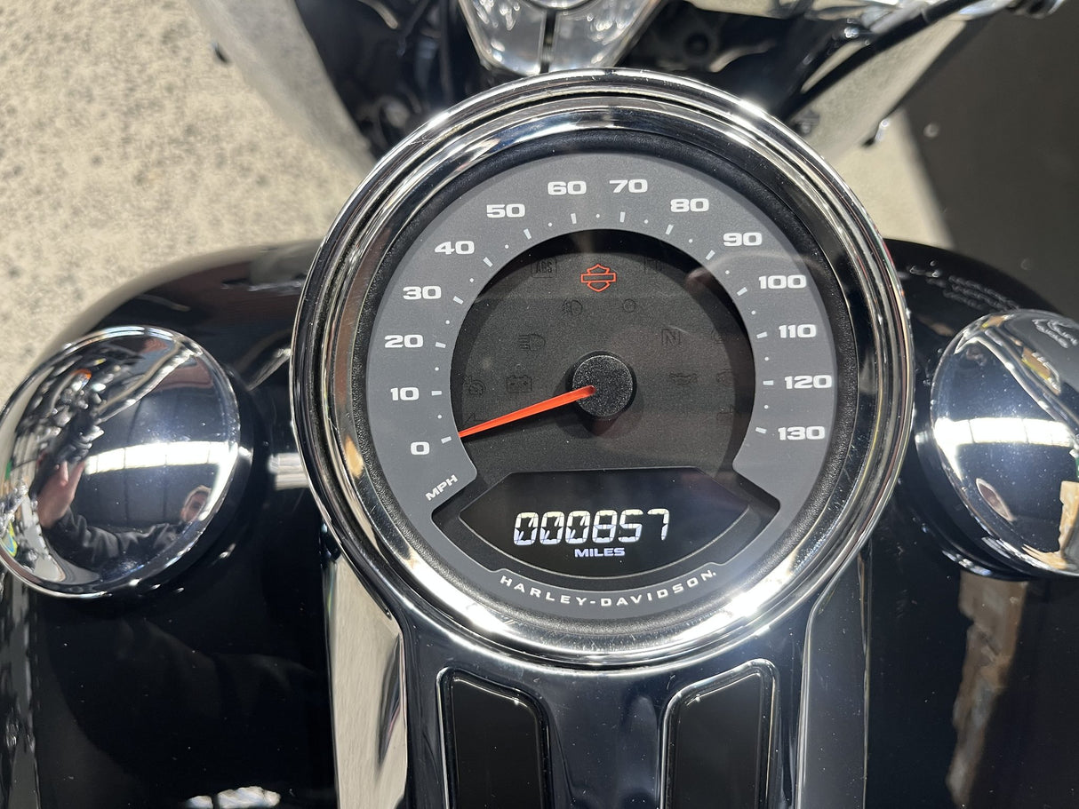 252071055