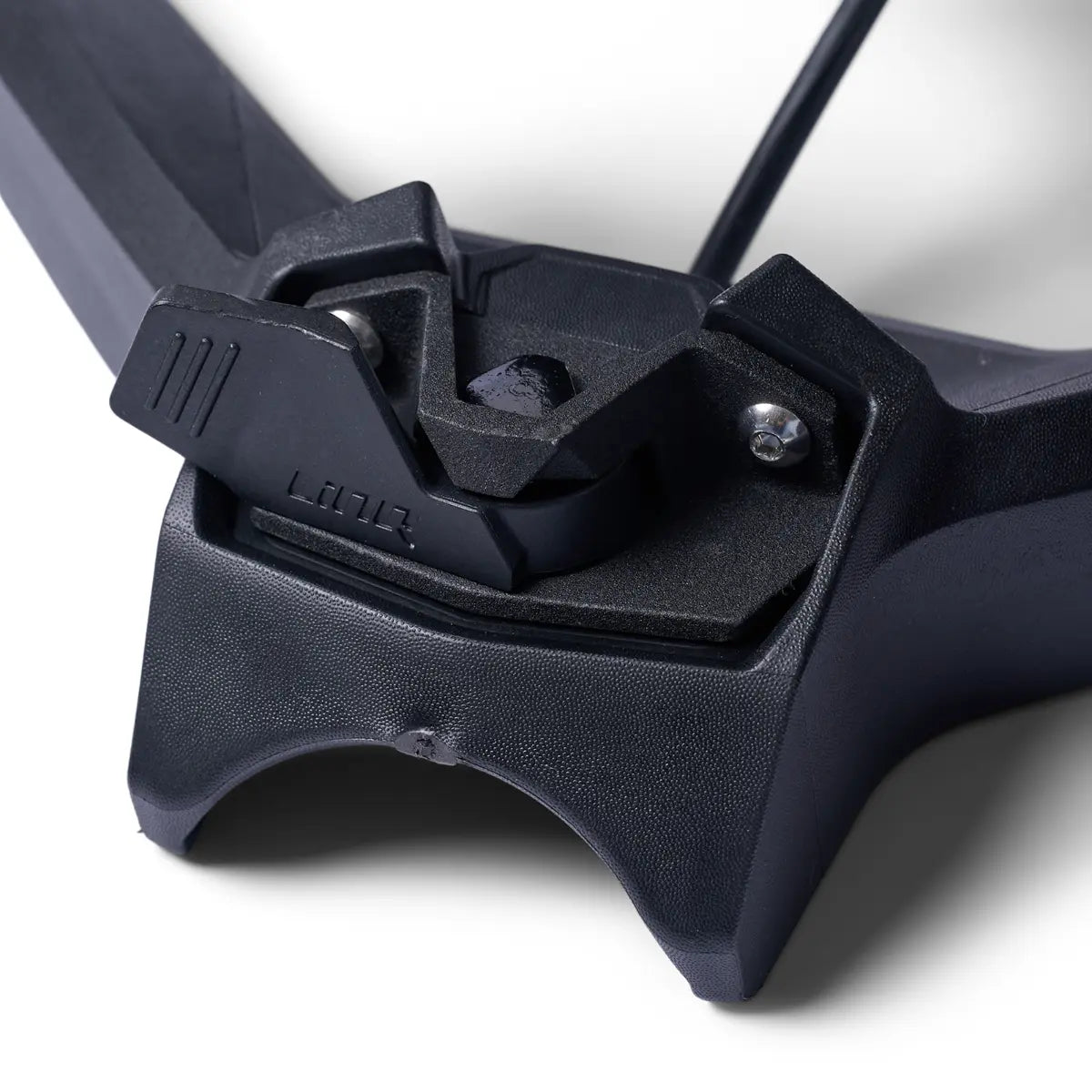 LinQ - Retractable Ski Pylon / Tow Pole