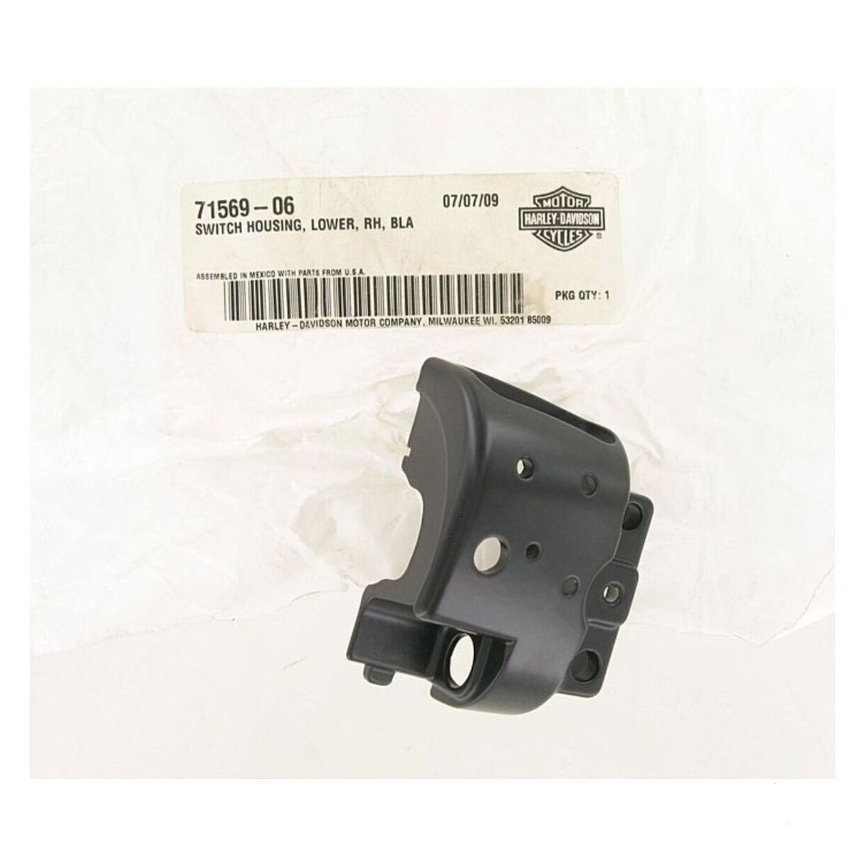 SWITCH HOUSING LOWER RH BLACK