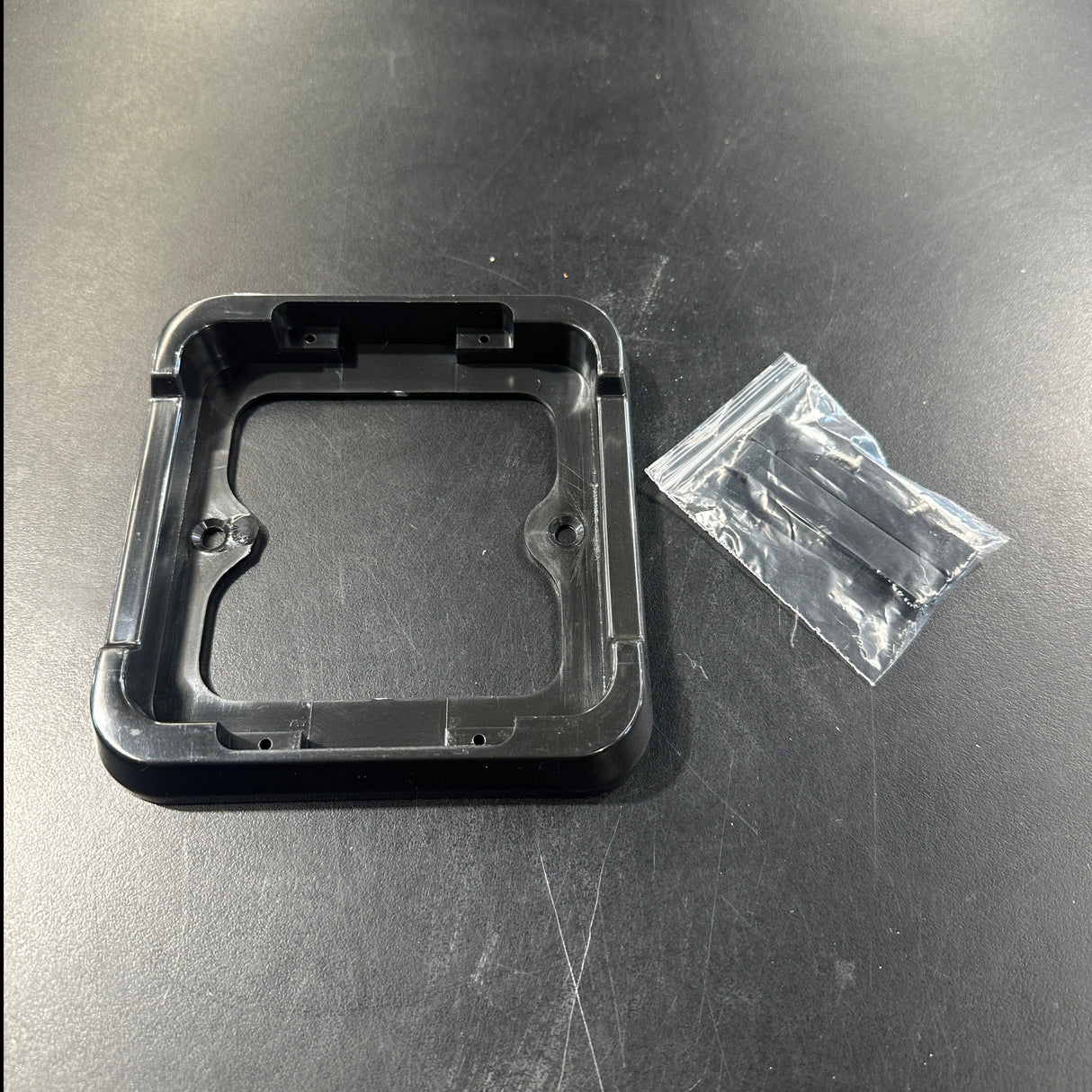 Makz Trailers - Trailer Light Surround