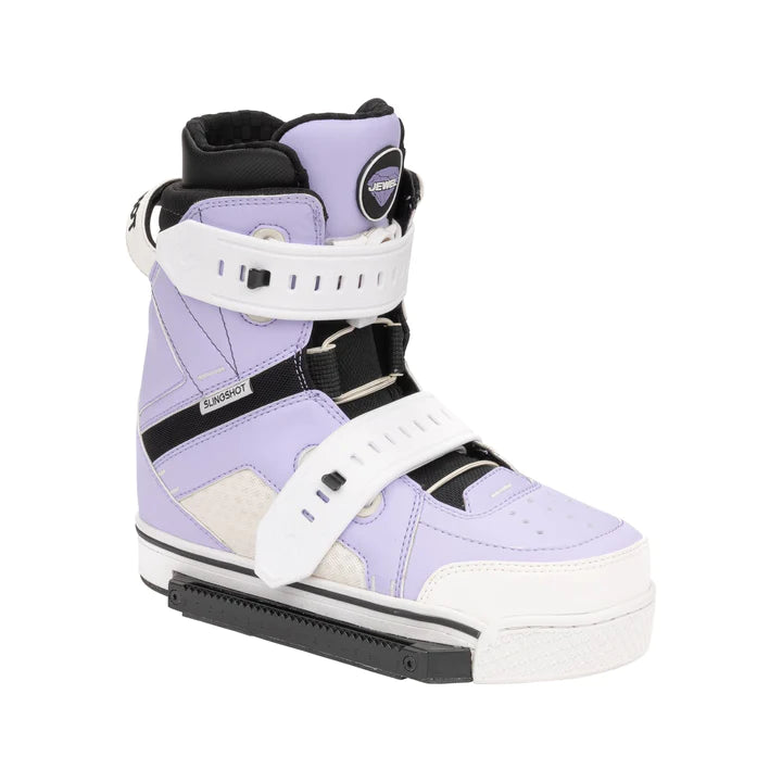 Slingshot - Contrast Wakeboard 138 & JEWEL Boots (8)