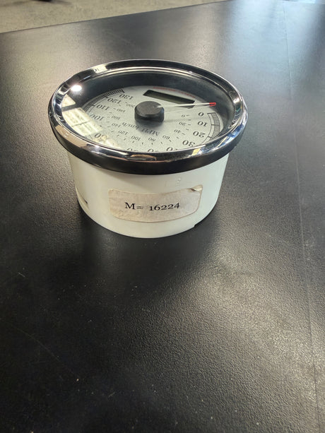 Harley Davidson Dyna Speedo Dash (Old New Stock) 67480-09 / 67586-06C