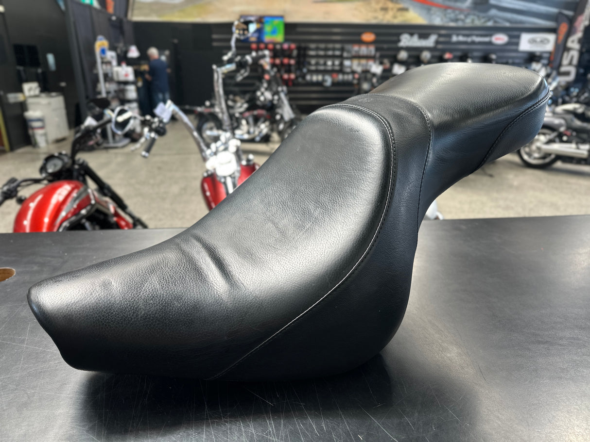 Harley Davidson - Softail / Night Train Badlander Seat – ASD NZ